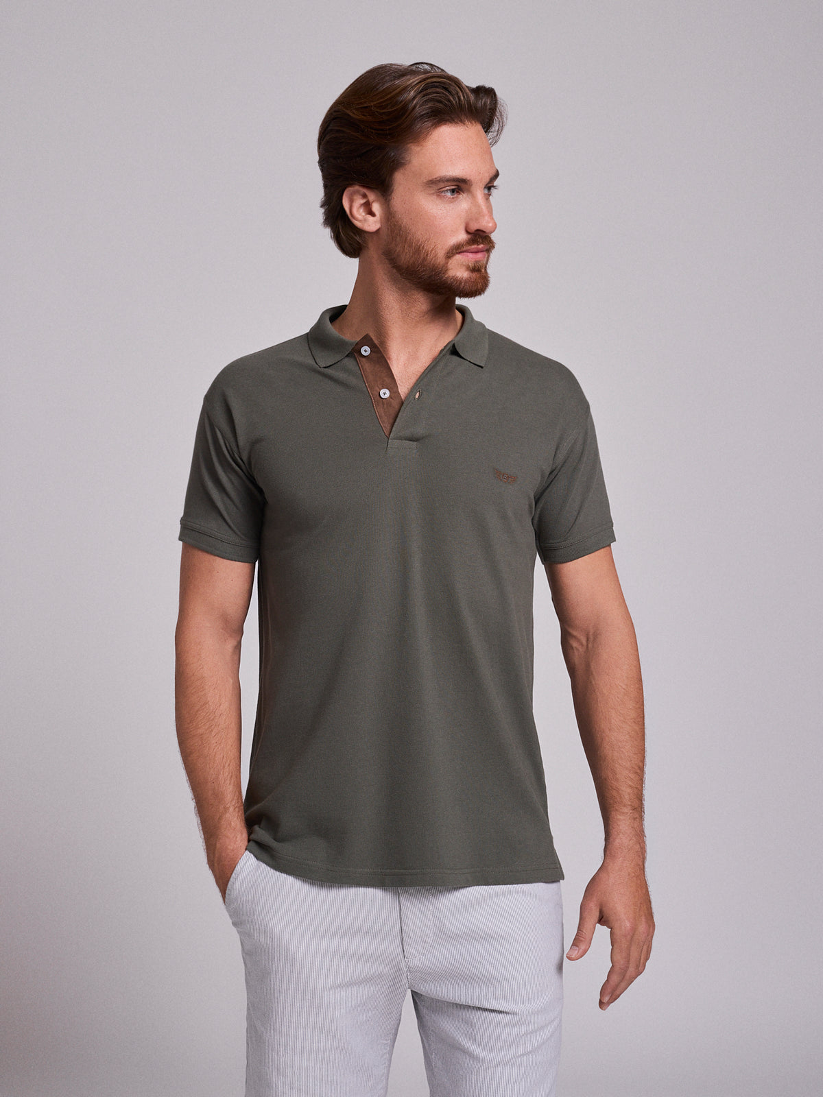 POLO PIQUET REGULAR FIT VERDE LISO MR. BLUE
