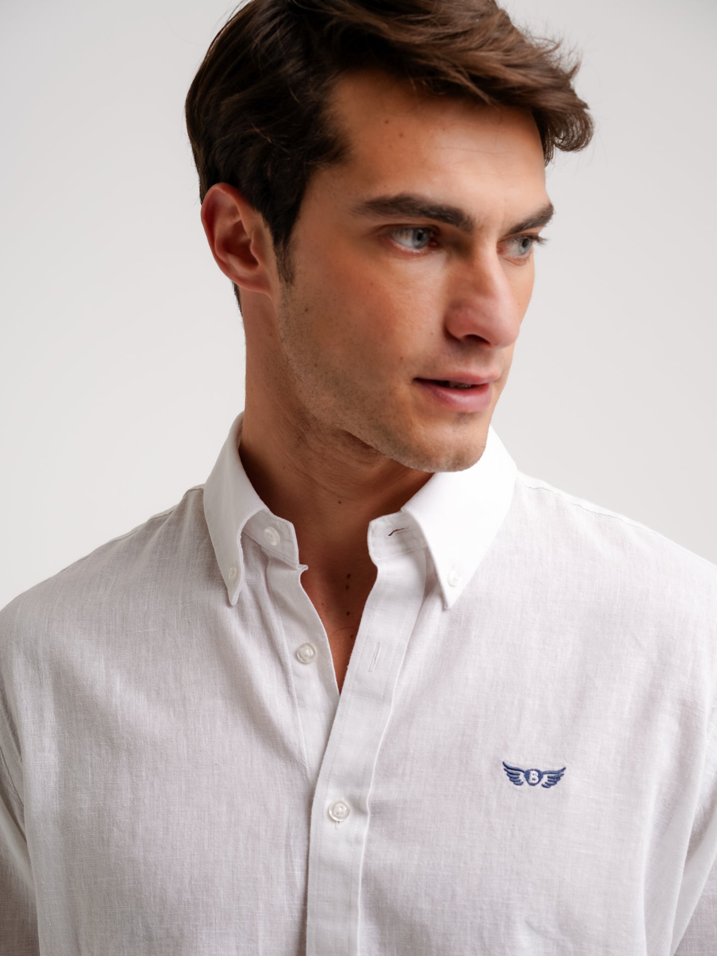 Camisa Regular Fit Linho Branca Mr. Blue
